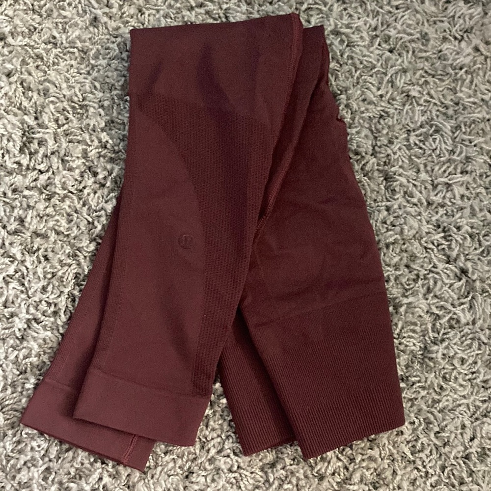 ribbed lululemon leggings